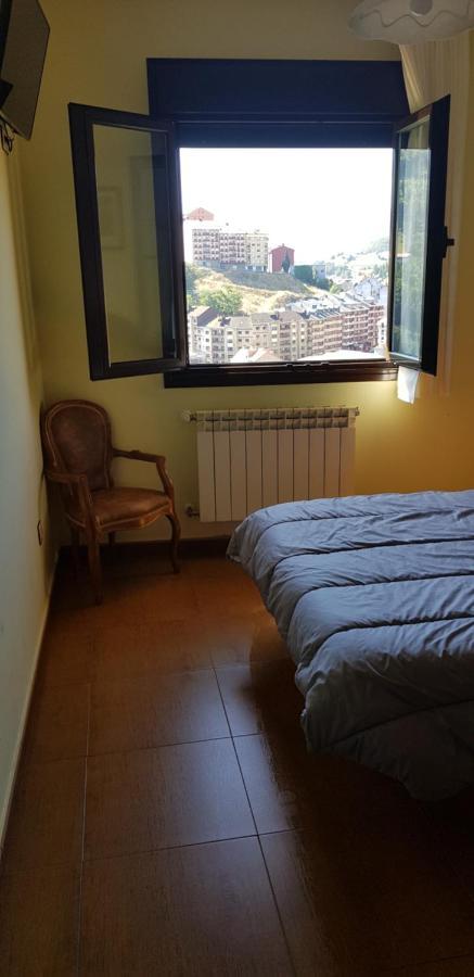 Hotel Alina Cangas del Narcea Szoba fotó