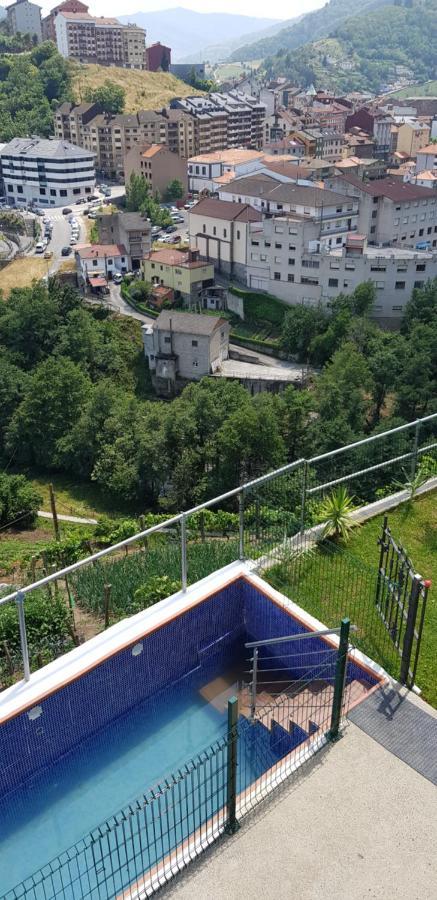 Hotel Alina Cangas del Narcea Kültér fotó