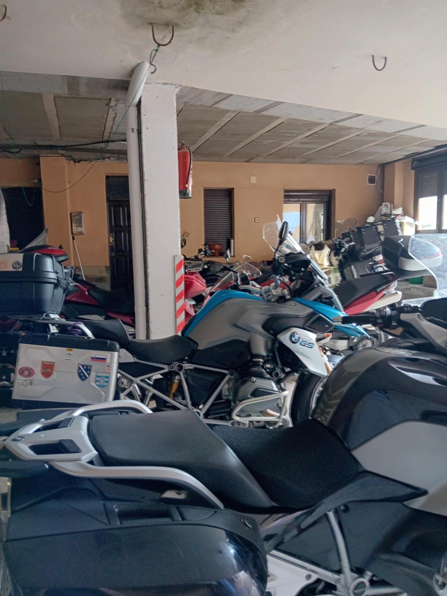 Hotel Alina Cangas del Narcea Kültér fotó
